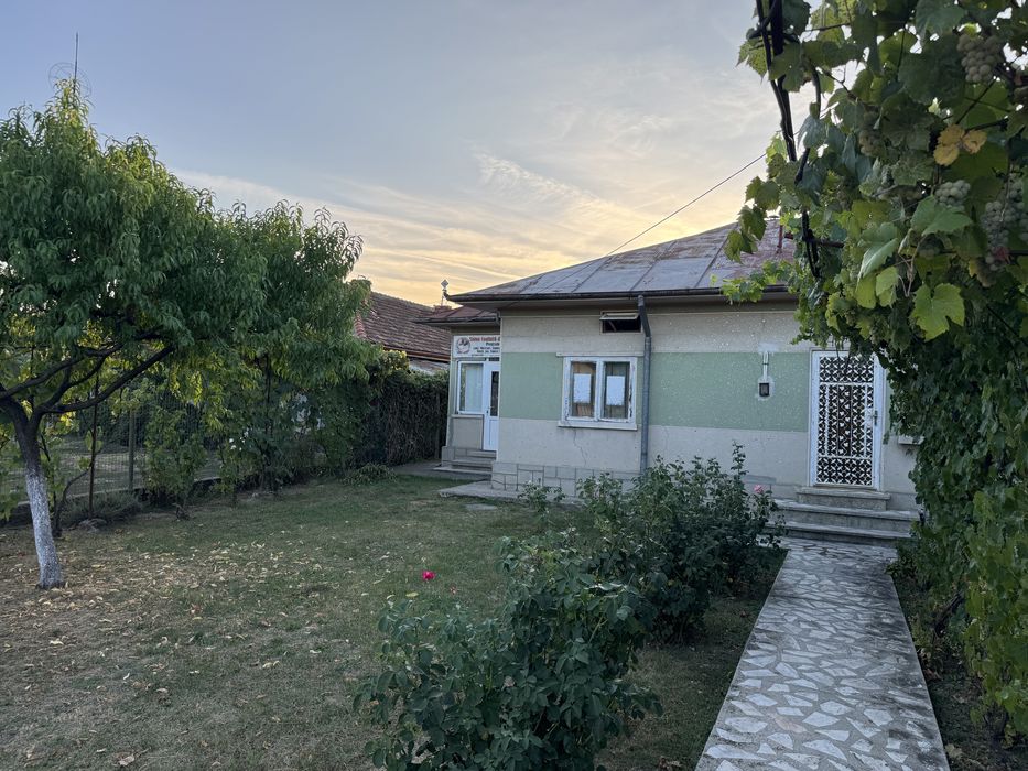 Vand Teren cu Casa Comuna Lipănesti Prahova DN1A