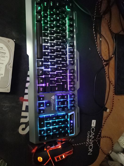 Компютър с периферия