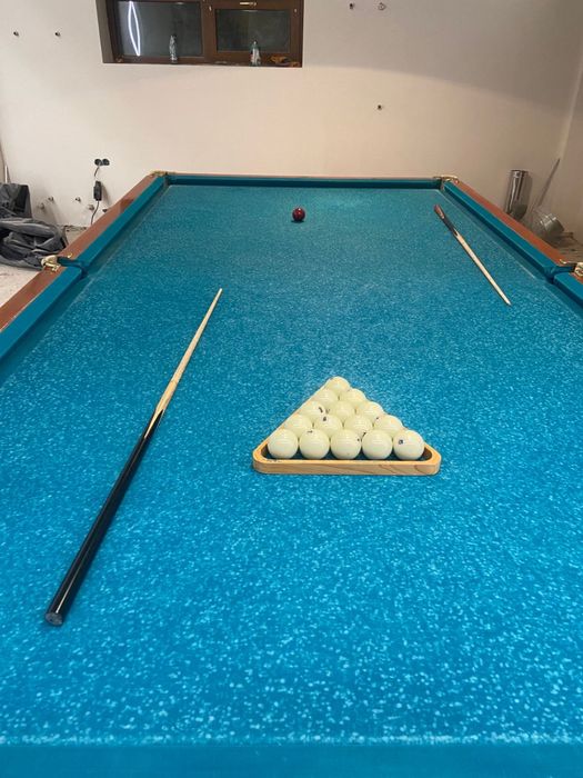 Бильярдный стол