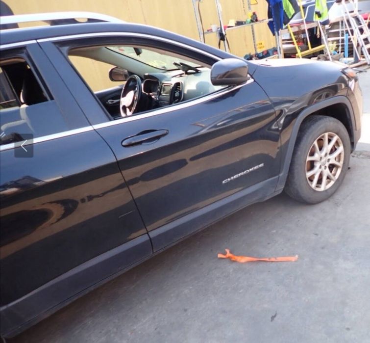 Jeep Cherokee 2015 на части