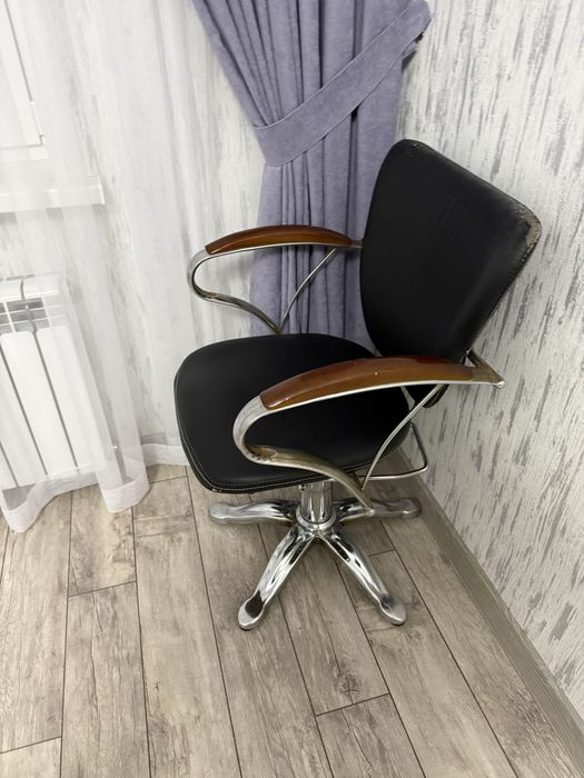 Кресло парикмахерская