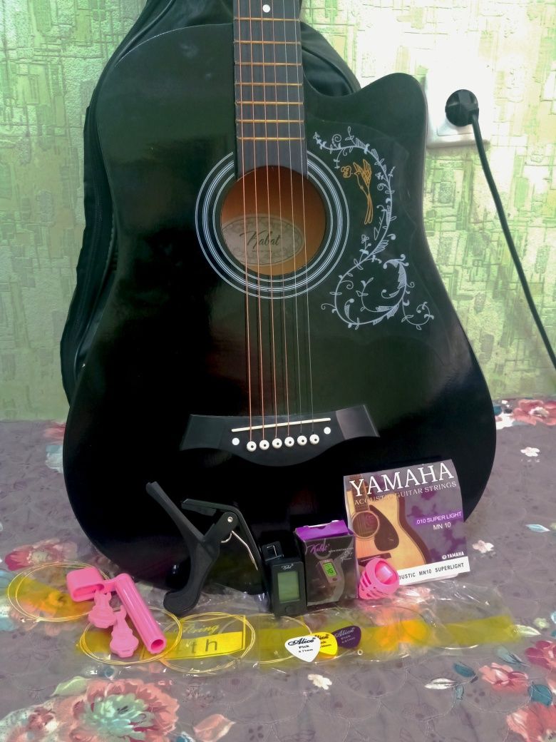 Akoustin Gitara Sotiladi || #Gitara #arzon #sifatli