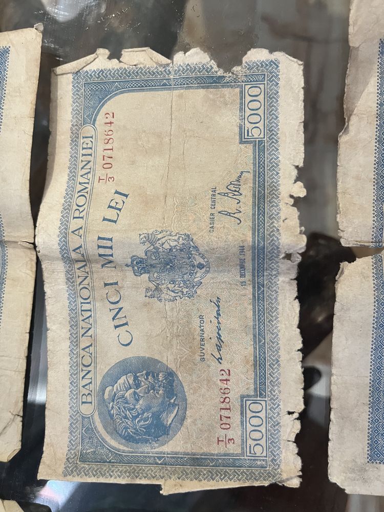 Bani vechi 5000 lei 1944 și 1945