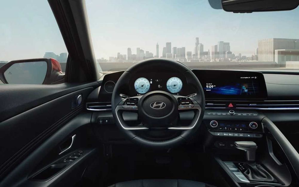 Продается Hyundai Elantra 2025