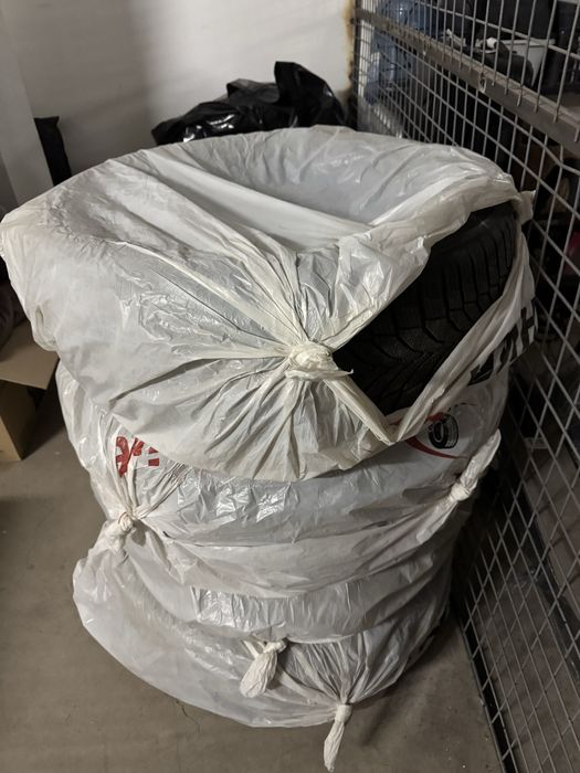 Комплект зимней шины 235/55/19 Nexen winguard sports