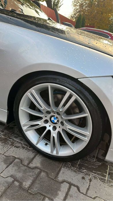 Roti bmw r18 in doua dimensiuni