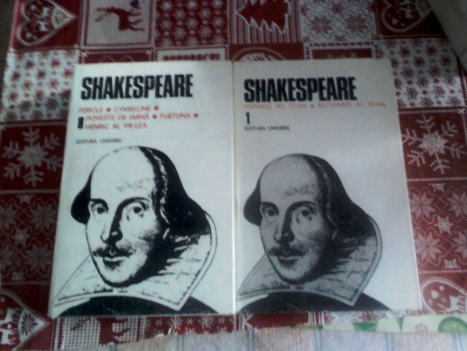 Carti cu operele literare ale lui Shakespeare