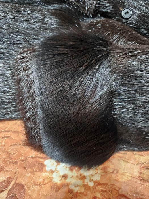 Продаётся шуба из нутрии в отличном состоянии