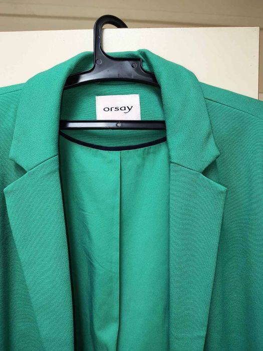 Дамски костюм,  пола и сако