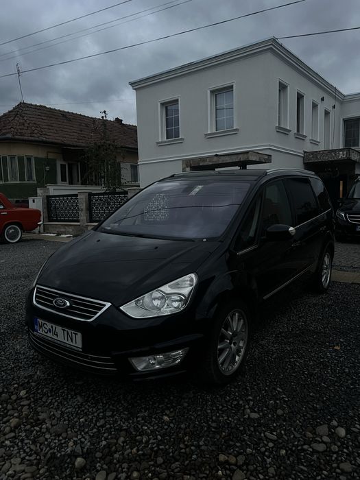 Ford Galaxy Titanium •2015 • 7 locuri — Eleganta si confort premium
