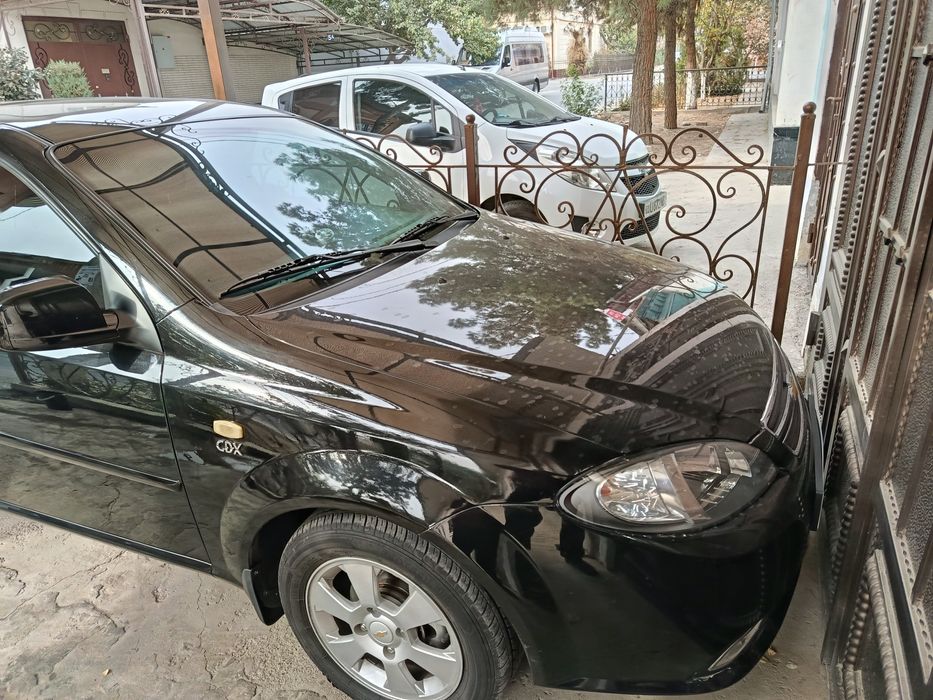 Продаю свои автомобиль жентра