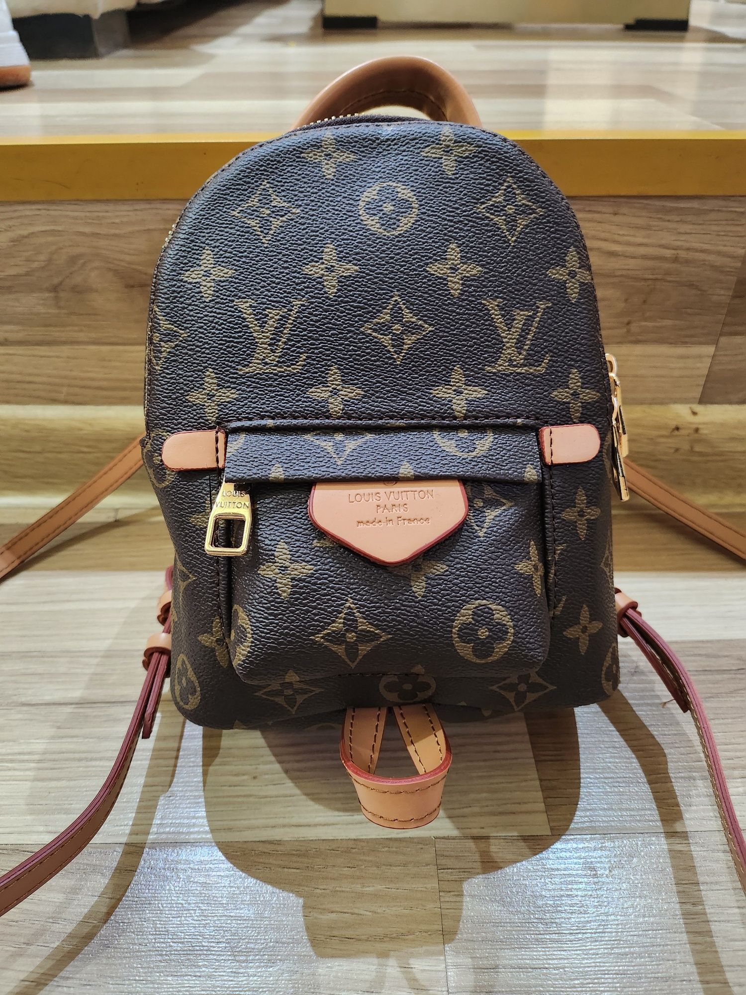 Дамска раница Louis Vuitton