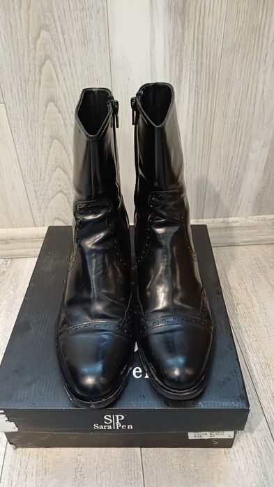 Дамски боти Sara Pen