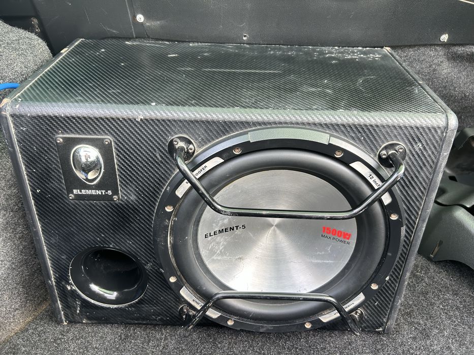 Сабвуфер хорошо бъет 1500 ватт