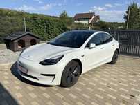 Tesla Model 3 SR Plus