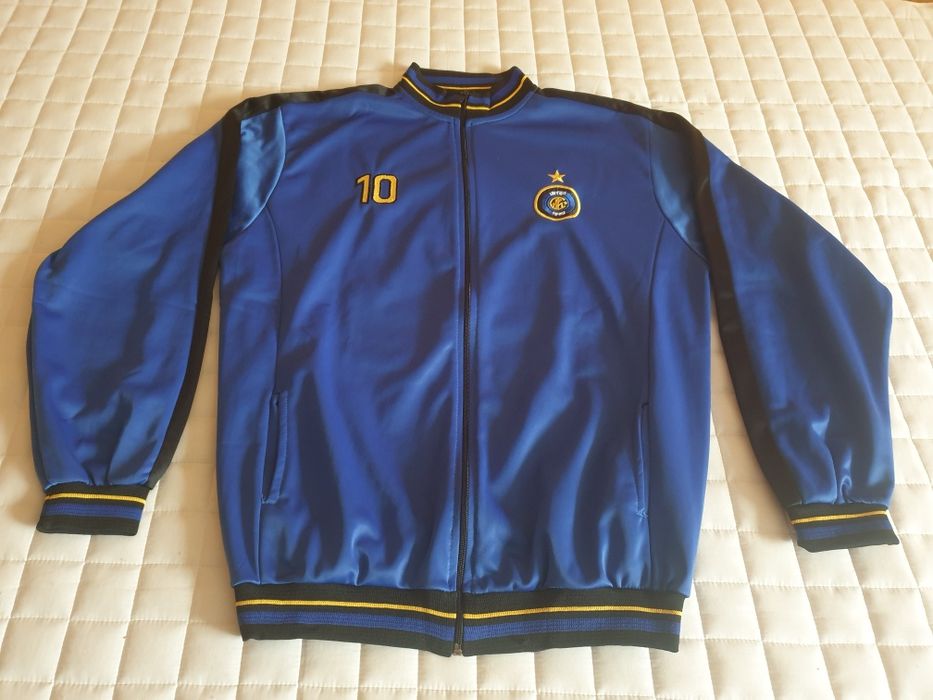 Bluza de barbati  -  100 lei..