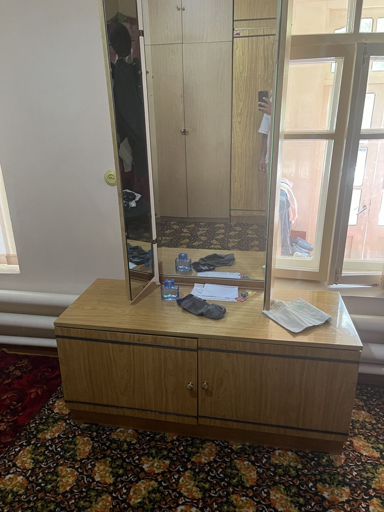 Продам старую мебель и посуды, НЕДОРОГО!!!