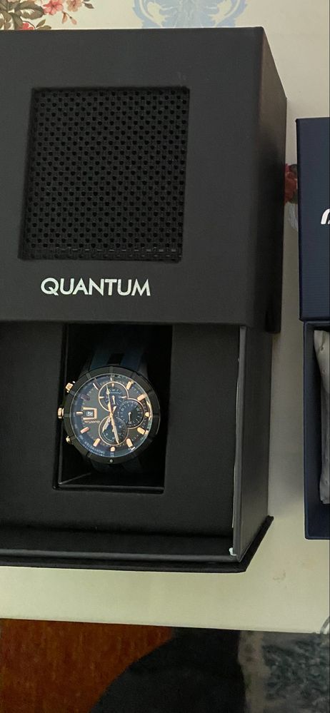Продавам часовник quantum