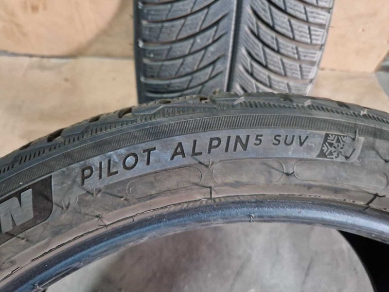 2 Michelin R21 265/40
зимни гуми 
DOT3321