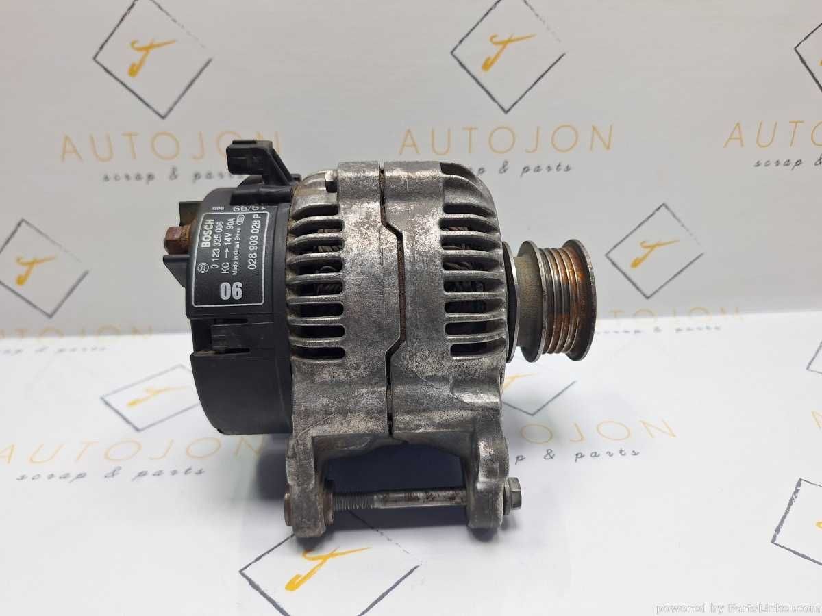 Alternator 90A VOLKSWAGEN POLO (6N1) [ 1994 - 1999 ] 60 SDI 028903028P