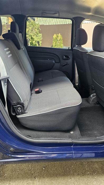 Dacia Logan MCV / 5 locuri
