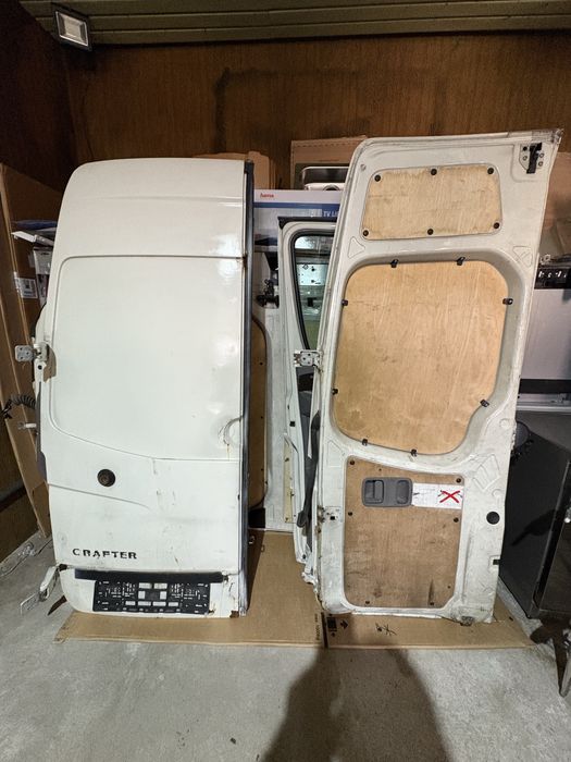 Задни - товарни врати за VW Crafter