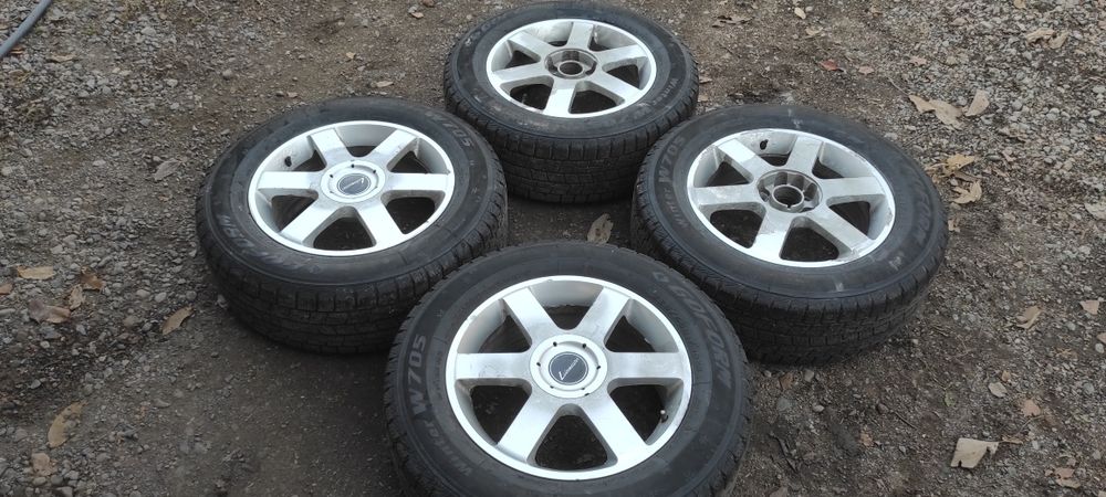 Комплект дисков с шинами 225/65/17 goform