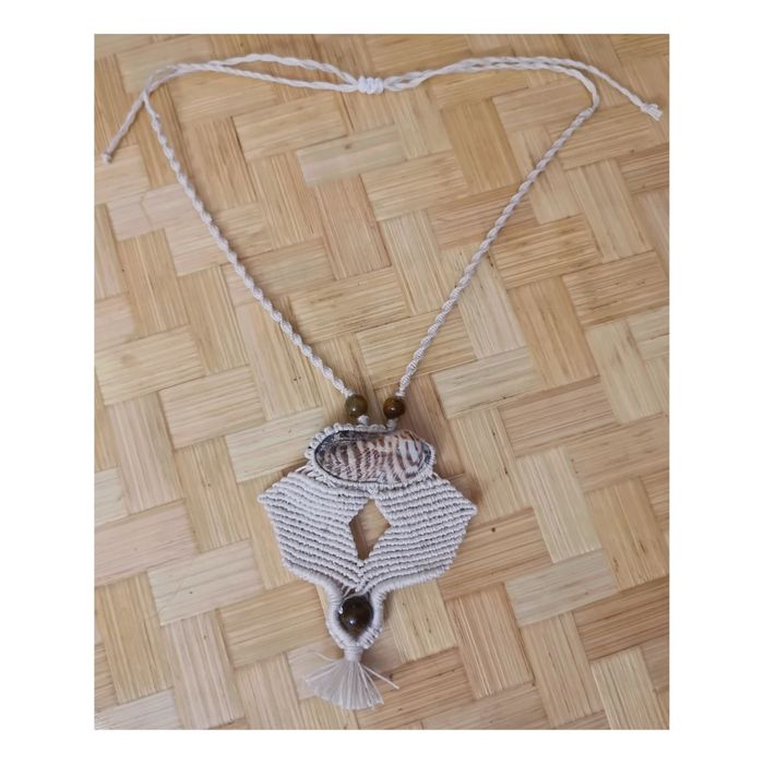 Ръчно изработени колиета