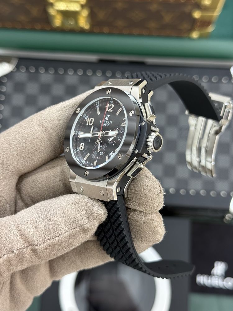 Hublot Big Bang 44 Ceramic