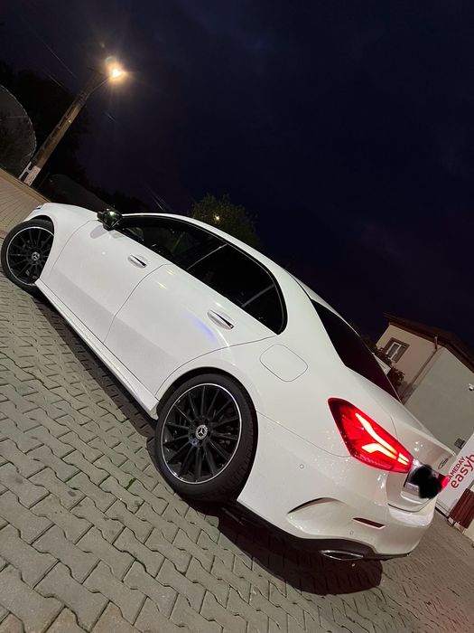 Mercedes A-Class 180d,pachet AMG