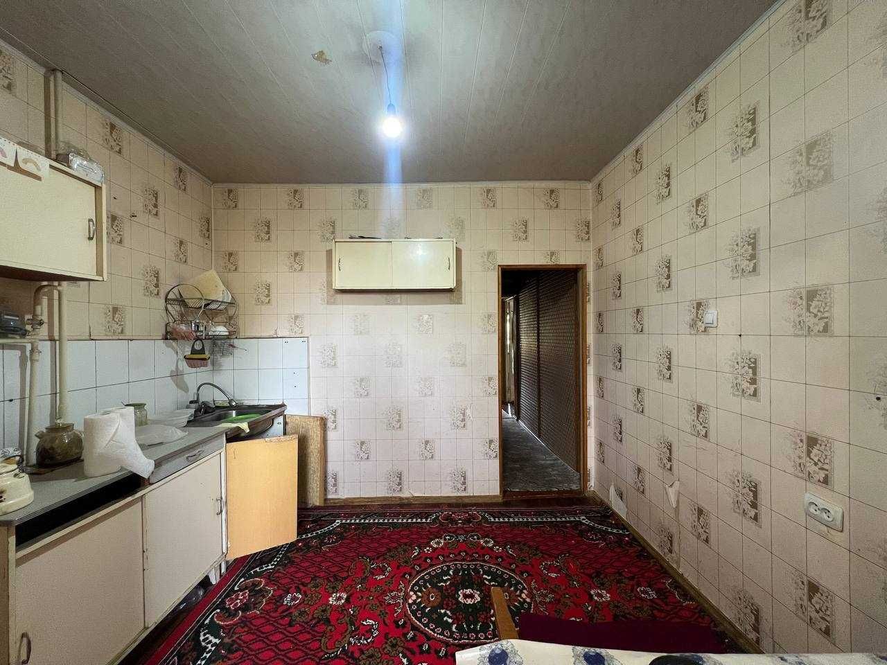 Продается 2/3/5,  60 м2, продаётся квартира на Саракульке. СРОЧНО!!!