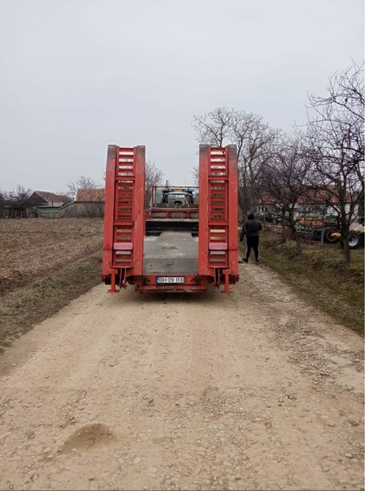 Excavator pe roti- Trailer cu dolly