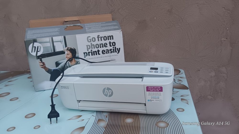 Imprimanta multifuncțională HP deskjet 3750