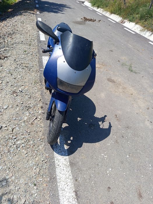 Vând urgent motocicleta Aprilia rs 90cc