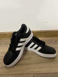 Adidasi adidas femei