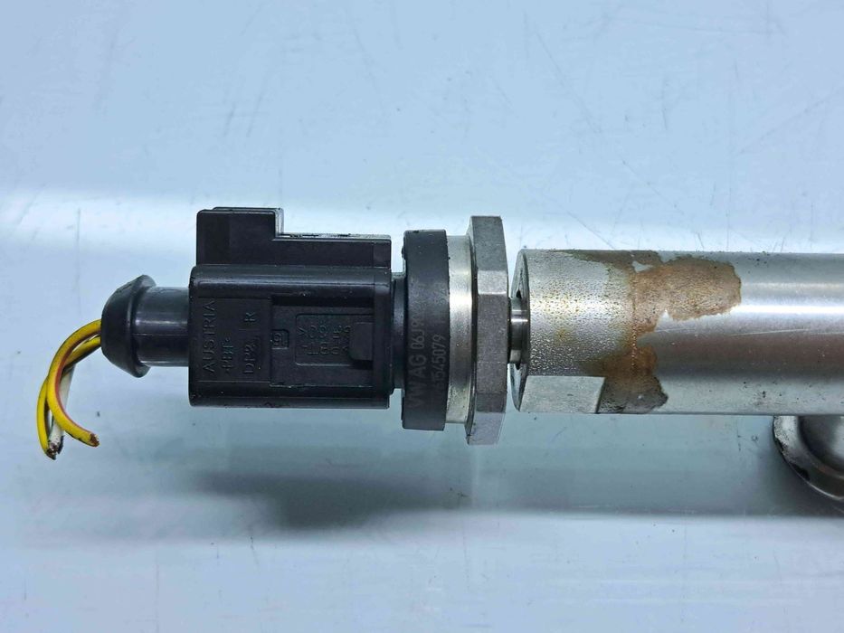 Rampa injectoare  Volkswagen Golf 7 (5G) [Fabr 2014-prezent] 04E133320