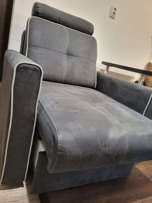 Vand fotolii relaxare, foarte stabile și confortabil,parțial extensibi