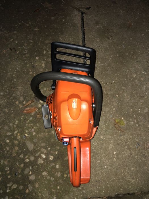 Husqvarna 236 моторен трион, резачка