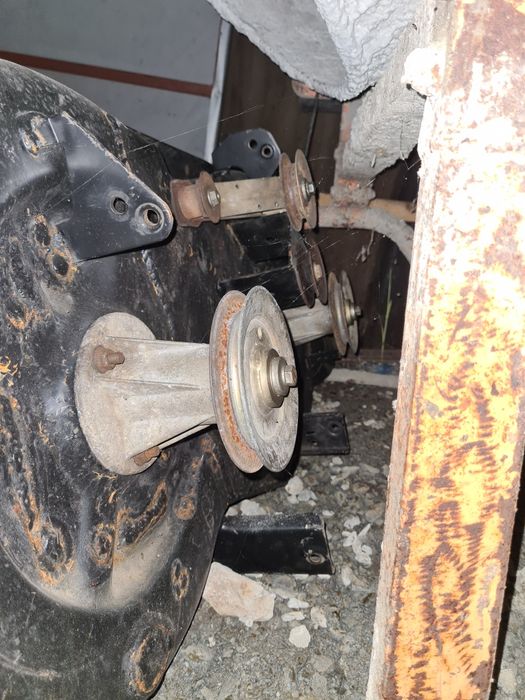 Vand tractoras de gradina de Tractiune