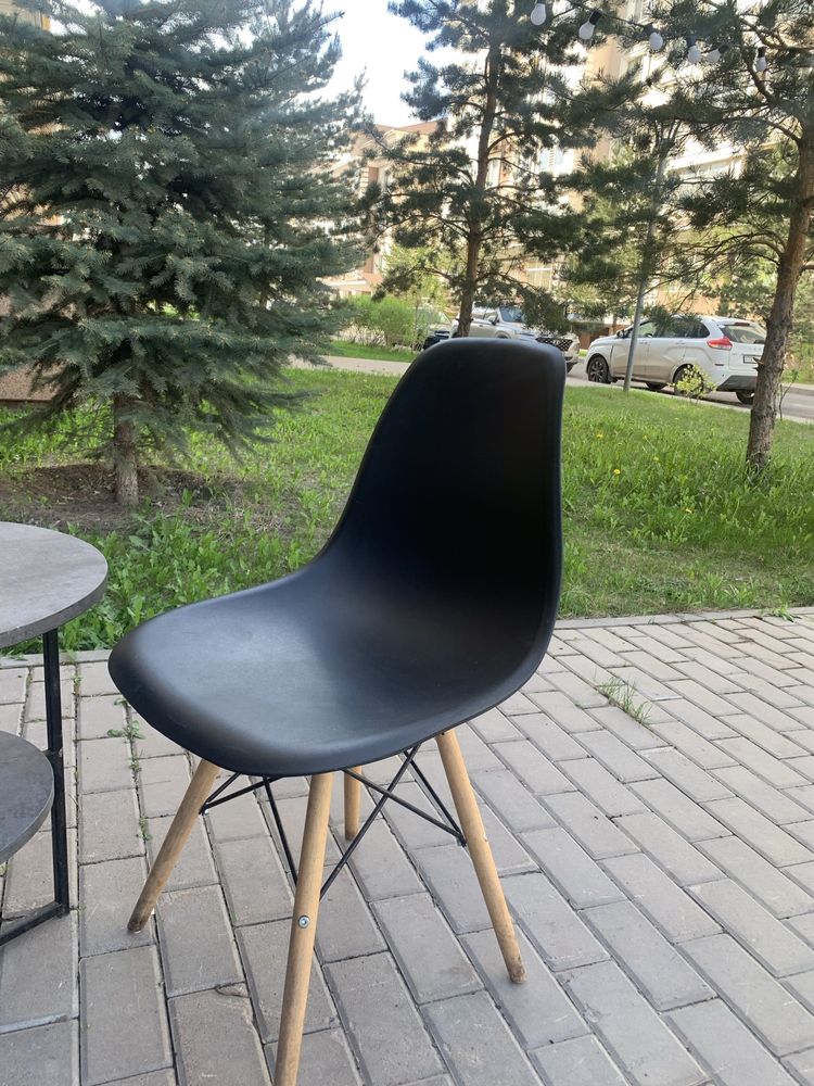 Продам диван и стол стуля