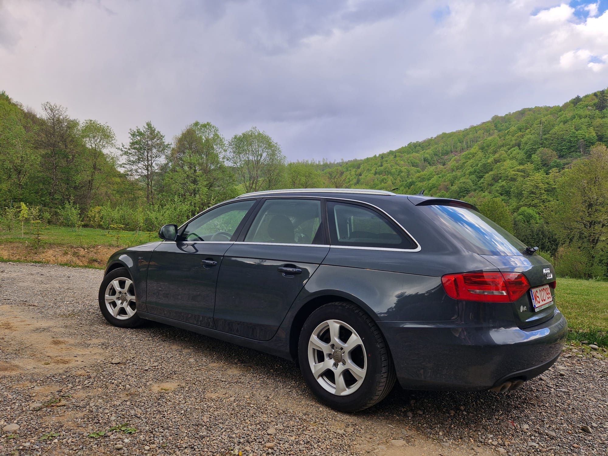 Vând Audi A4 B8 2009