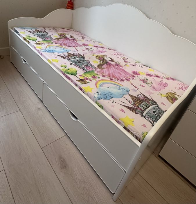 Детская кровать.