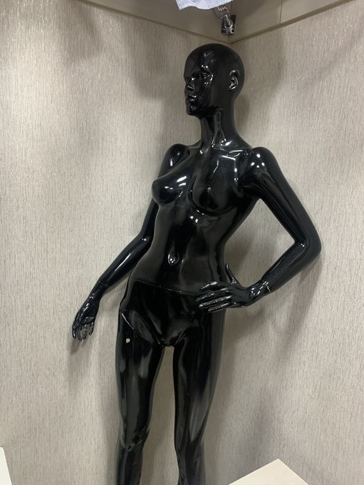 Продаётся маникен турецкий