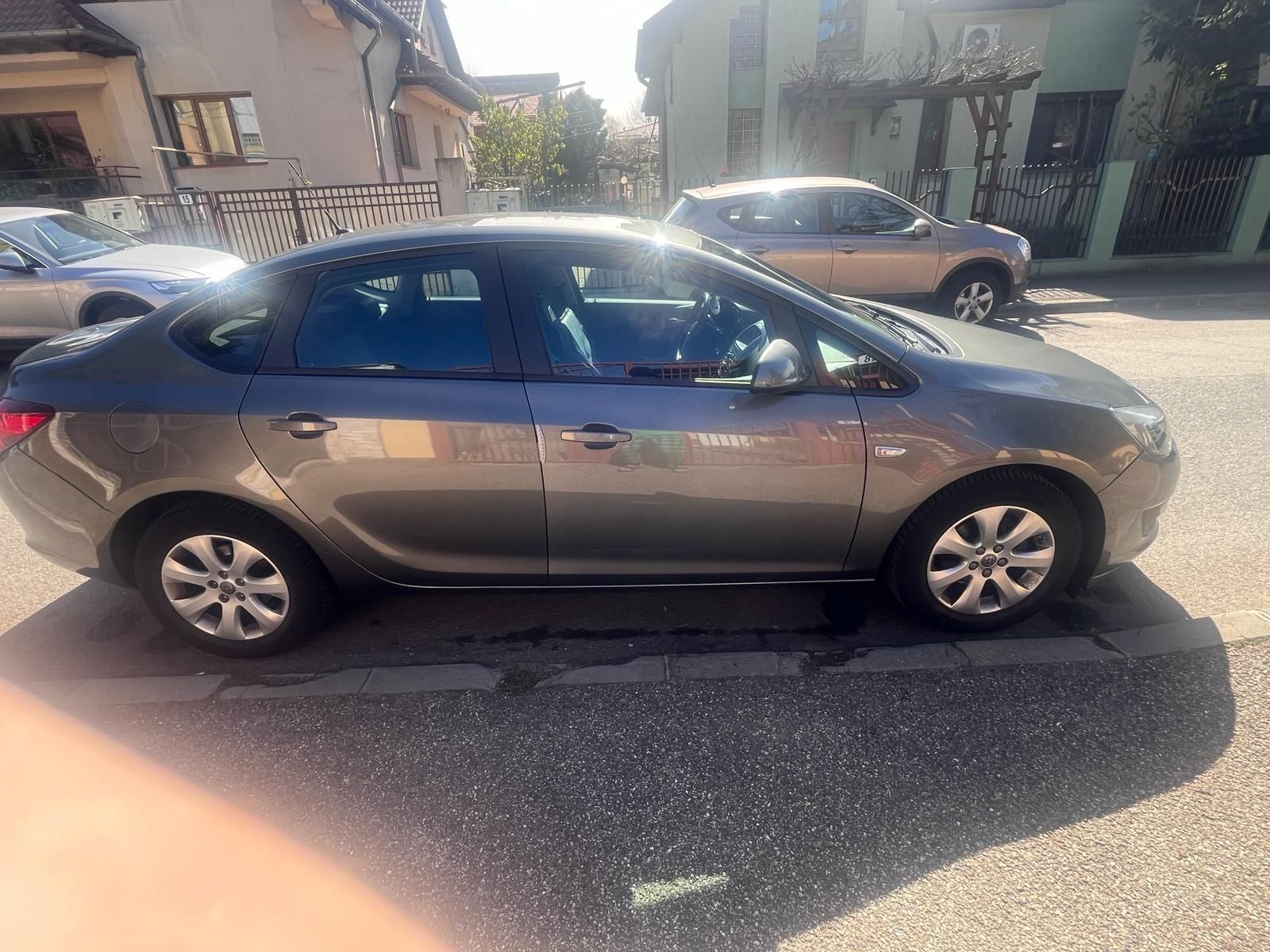 Opel Astra 2018 74620km