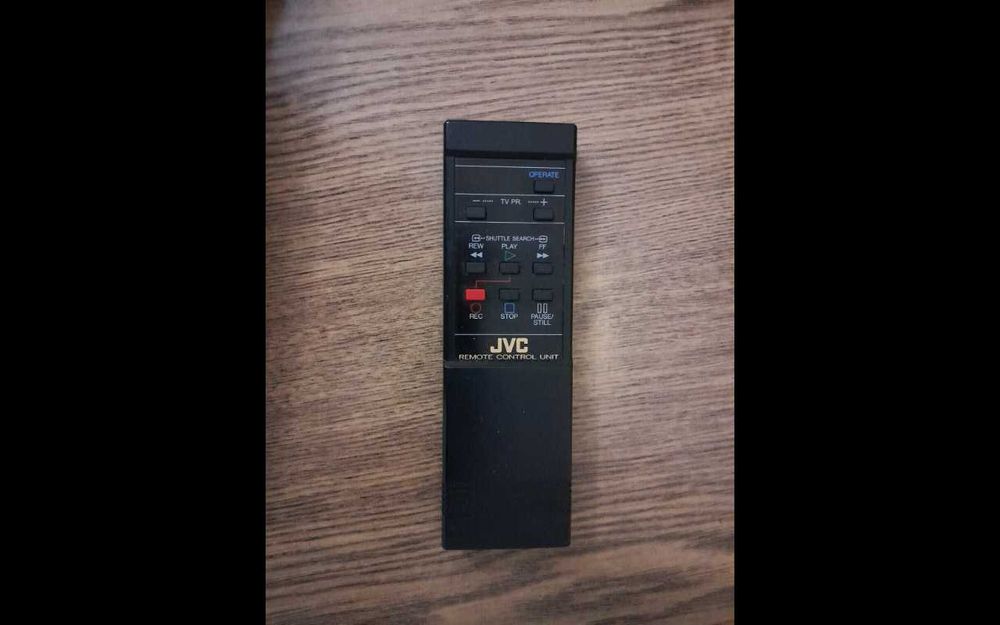 Продавам видео JVC