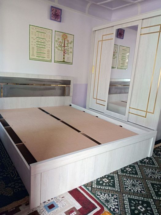 Garnitur. Mebellar krovat shkaflar xar hil turdagi kravatlar zakazga h