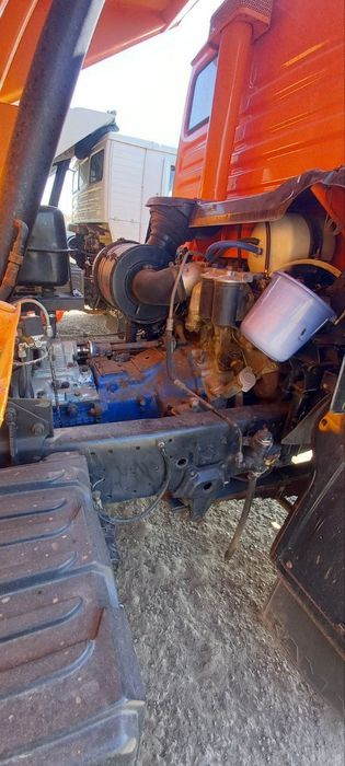 Самосвал Камаз сотилади