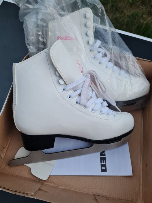 Patine gheata fetite m. 35