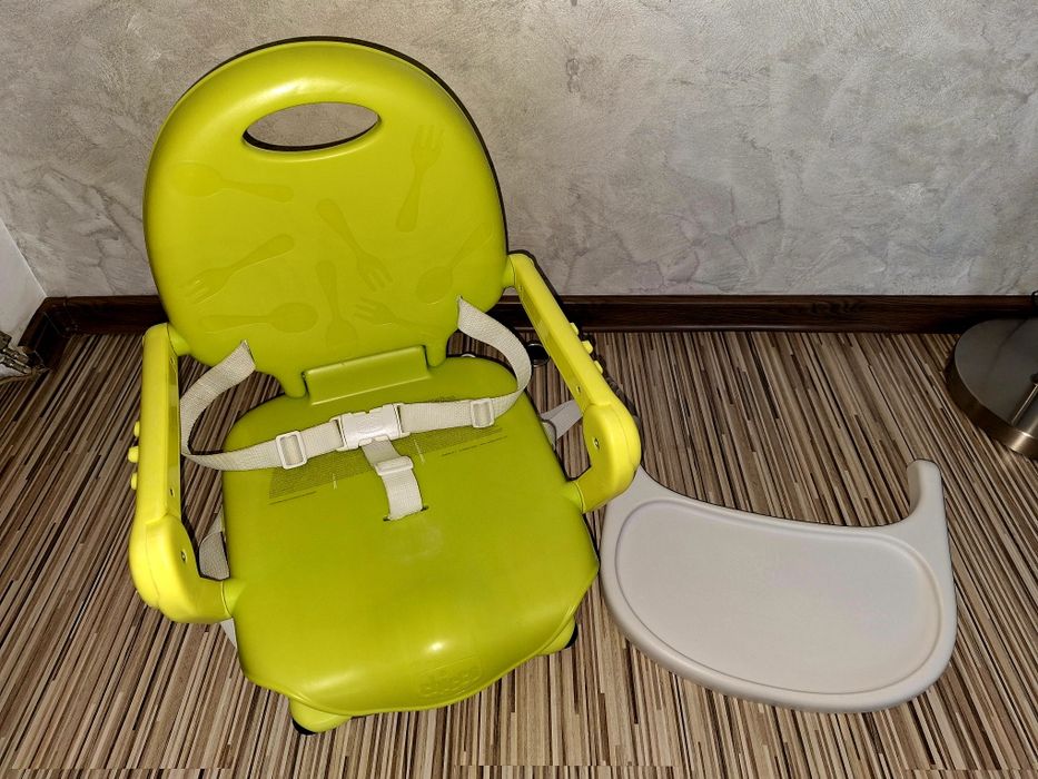 Scaun masă/înălțător Chicco pliabil.