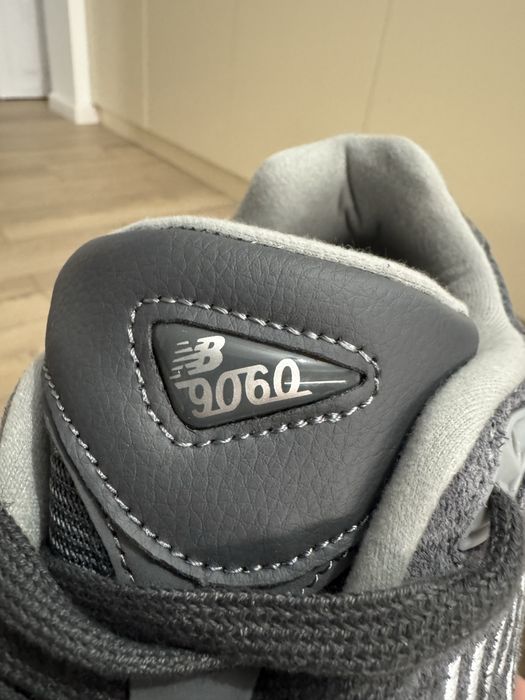 New Balance 9060